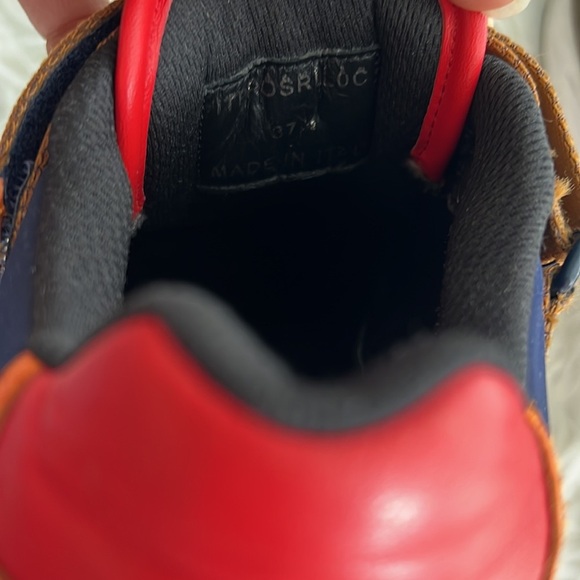 Burberry sneakers 37.5 Size 7.5 - Picture 5 of 9